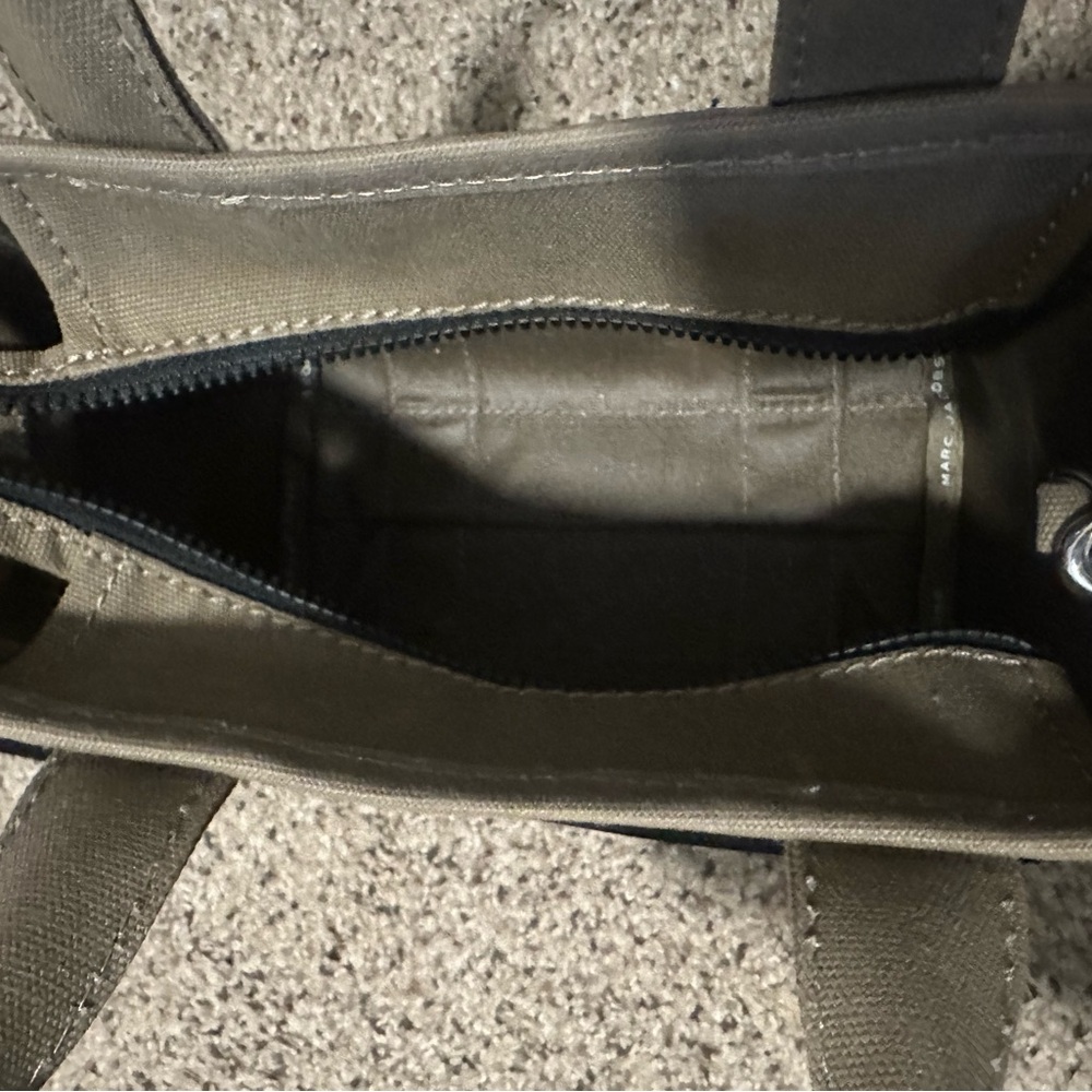 Marc Jacobs Mini Tote - Picture 4 of 5